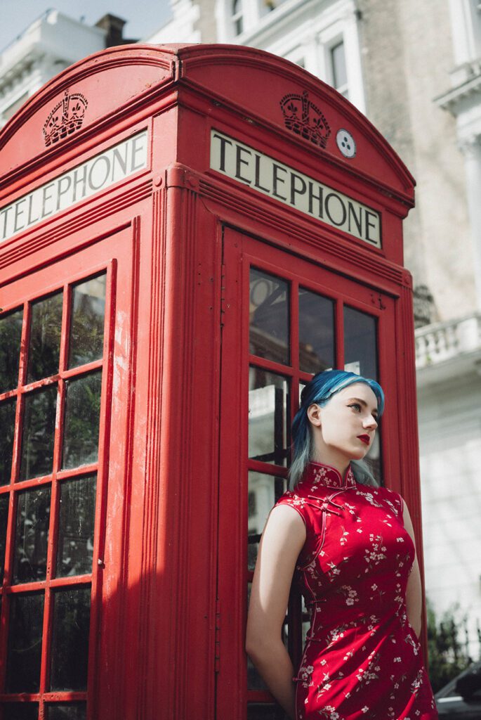 Our muse Alexandra wore a Chinese Dress (Qipao) with her eye catching blue hair.