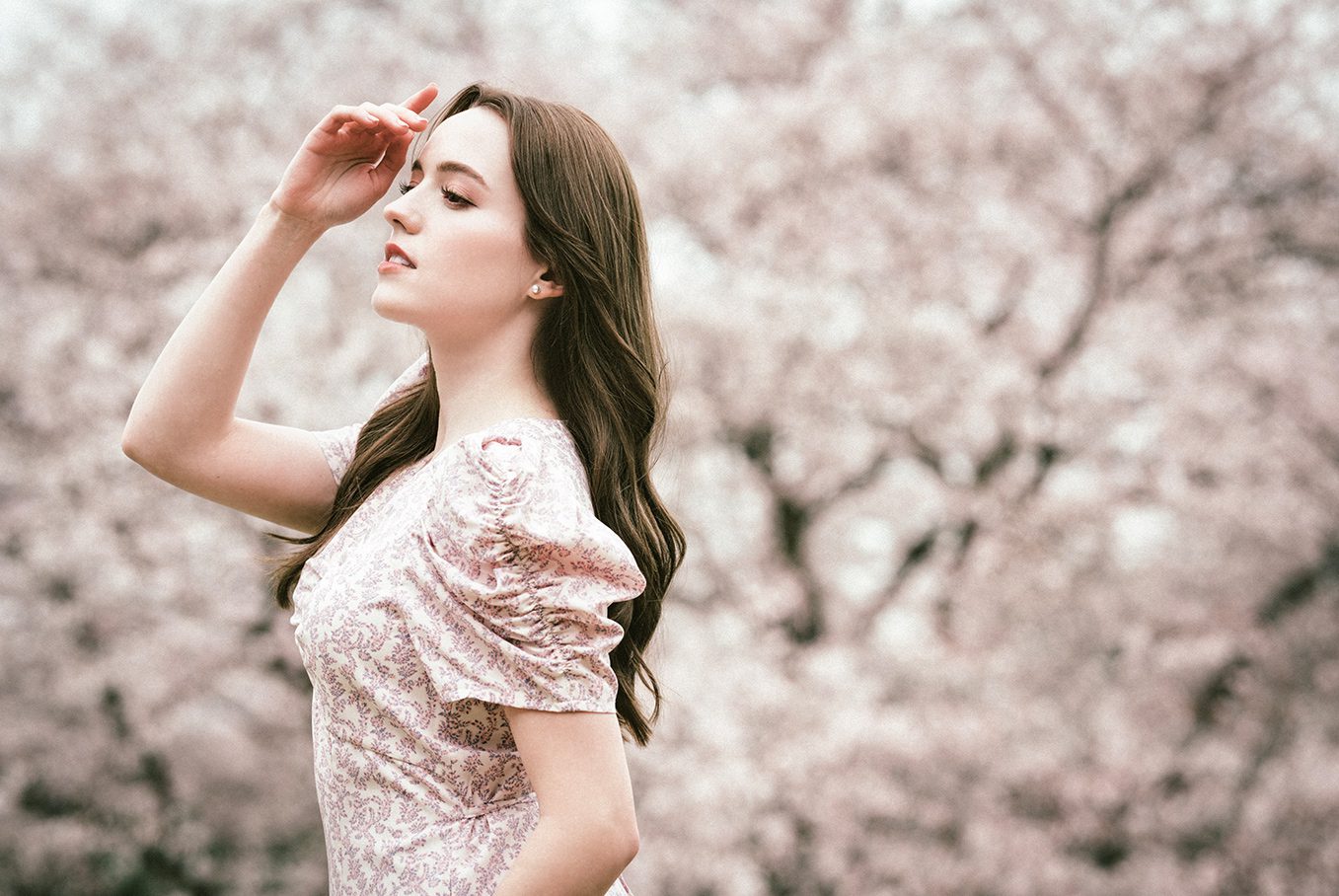 Bridgette is an American, studying Japanese in Tokyo. We teamed up and captured the precious moment of Sakura Blossoms in Showa Memorial Park, Tachikawa outside Tokyo.